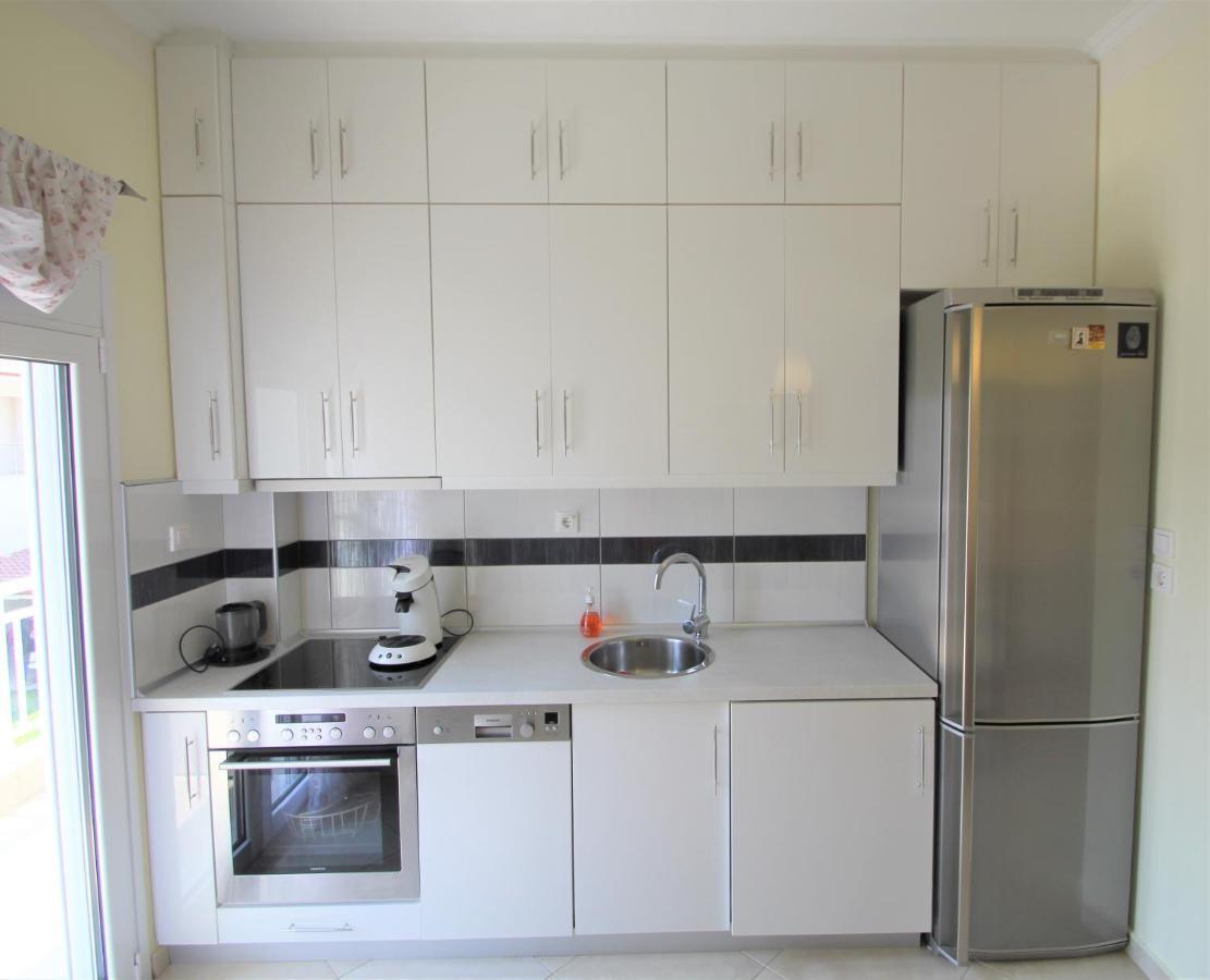 Emotion Apartments Аспровалта Екстер'єр фото
