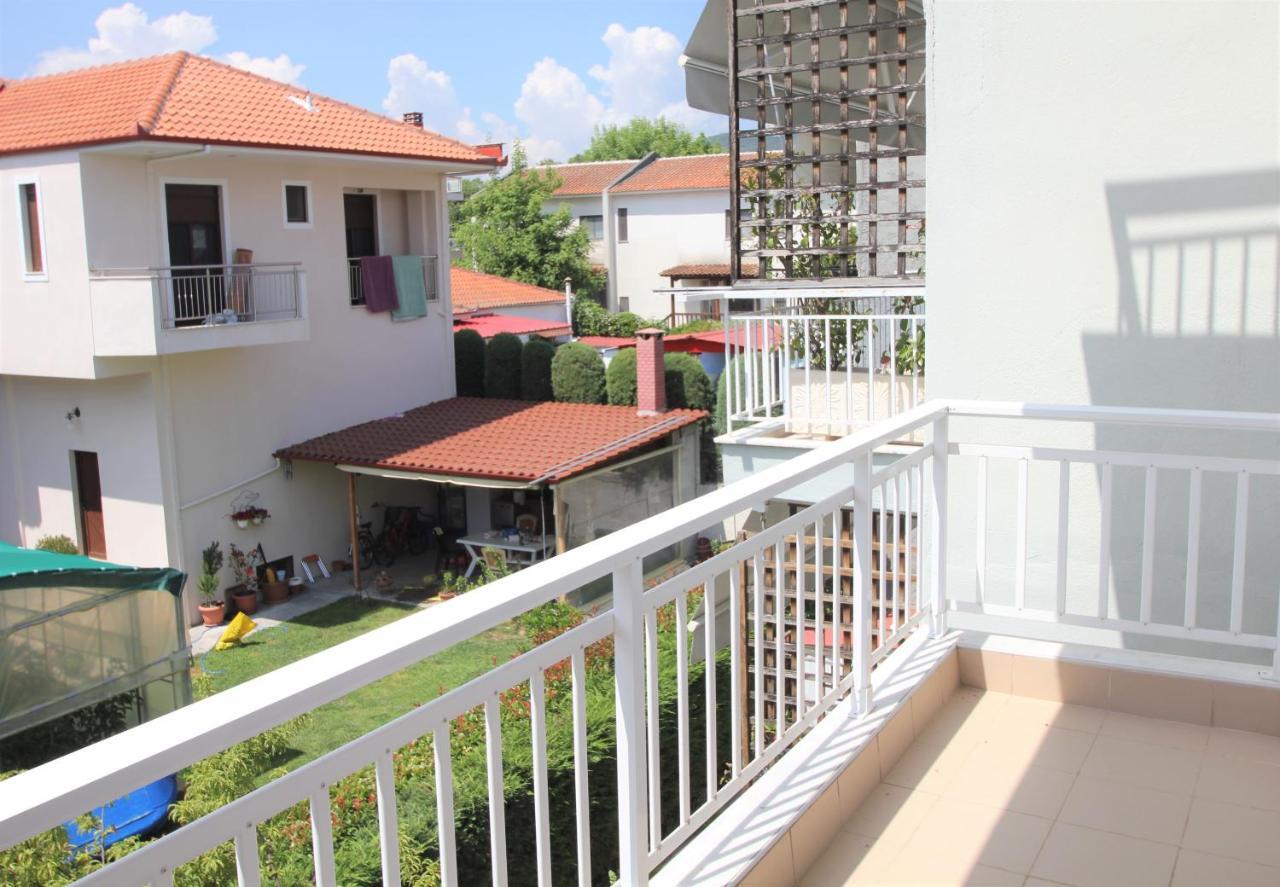 Emotion Apartments Аспровалта Екстер'єр фото
